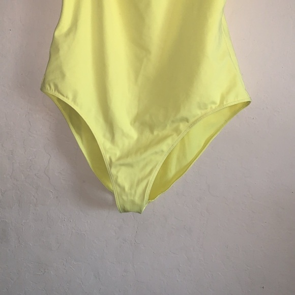 Aritzia Wilfred Nyla Lemon Meringue Bodysuit Size Large - Picture 5 of 9